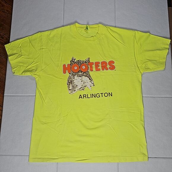 Vintage Hooters Double Sided Shirt Mens XL Arlington Single Stitch Hanes - Picture 2 of 10